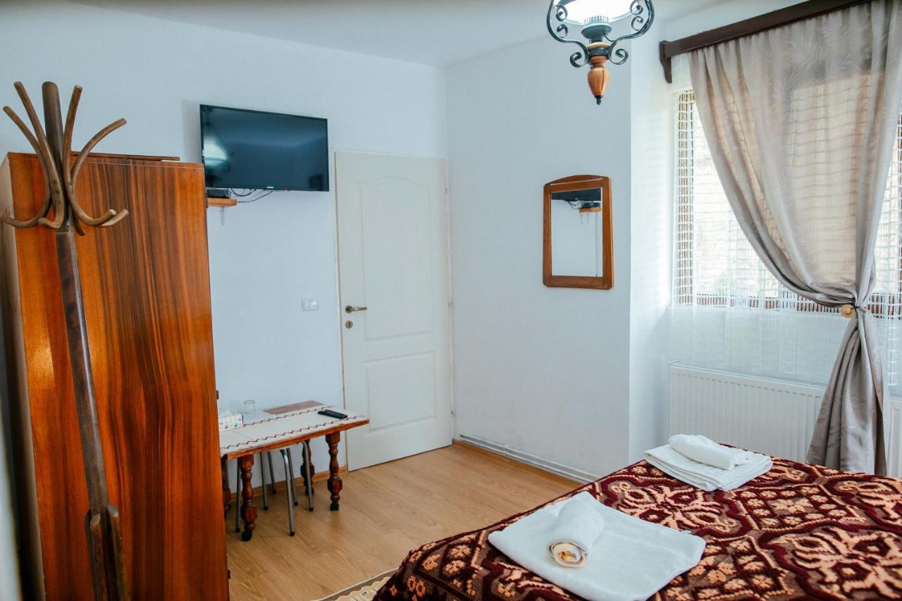 Casa Pe Valea Hartibaciului Guest House Barcut Ngoại thất bức ảnh