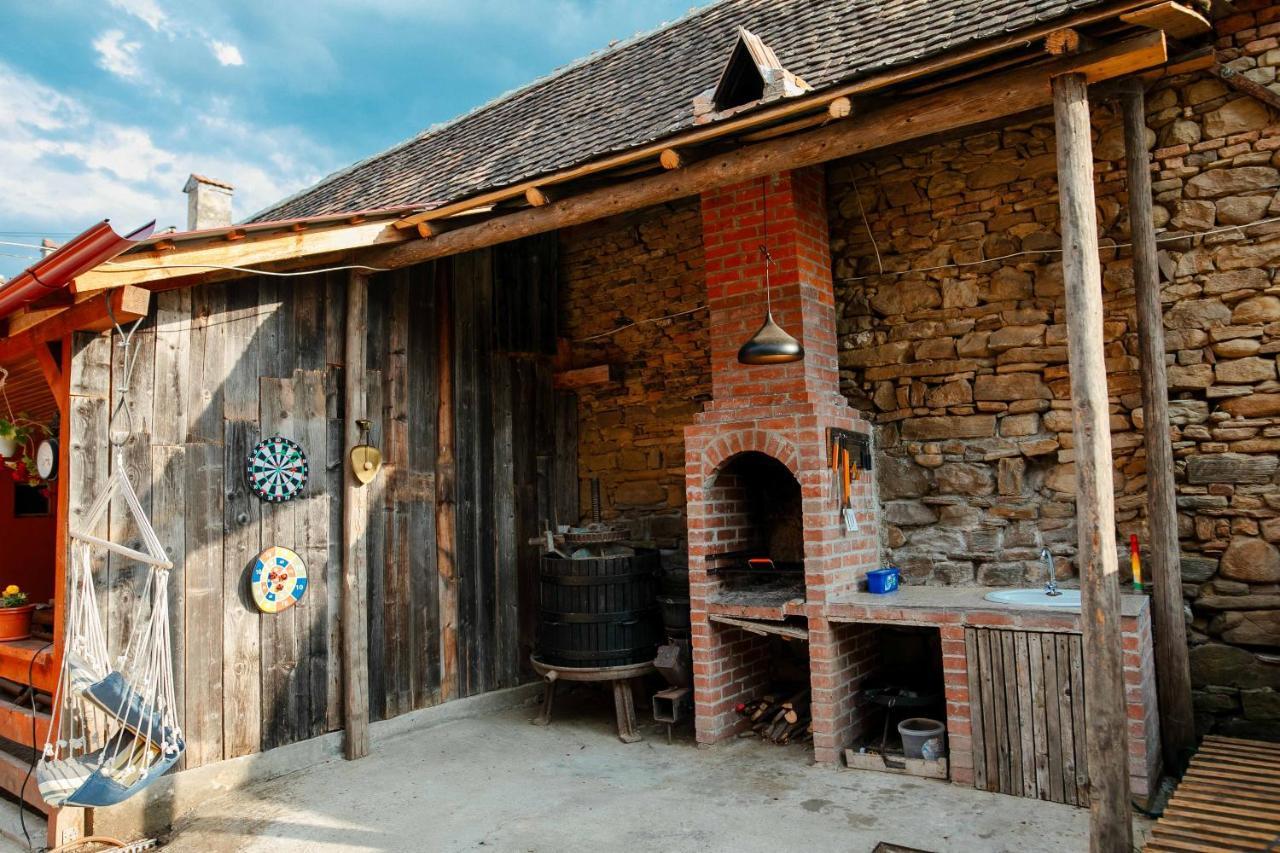 Casa Pe Valea Hartibaciului Guest House Barcut Ngoại thất bức ảnh