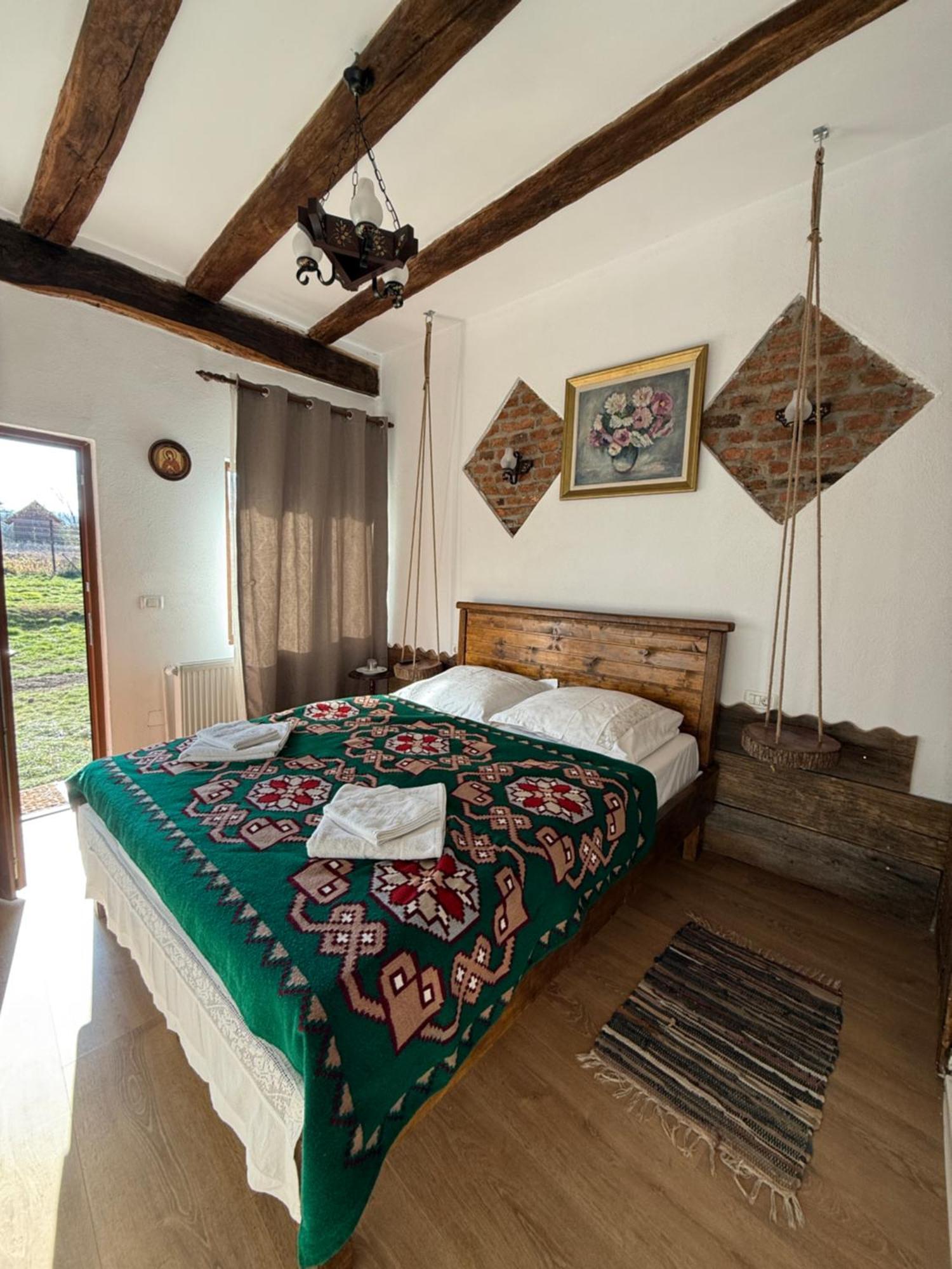 Casa Pe Valea Hartibaciului Guest House Barcut Ngoại thất bức ảnh